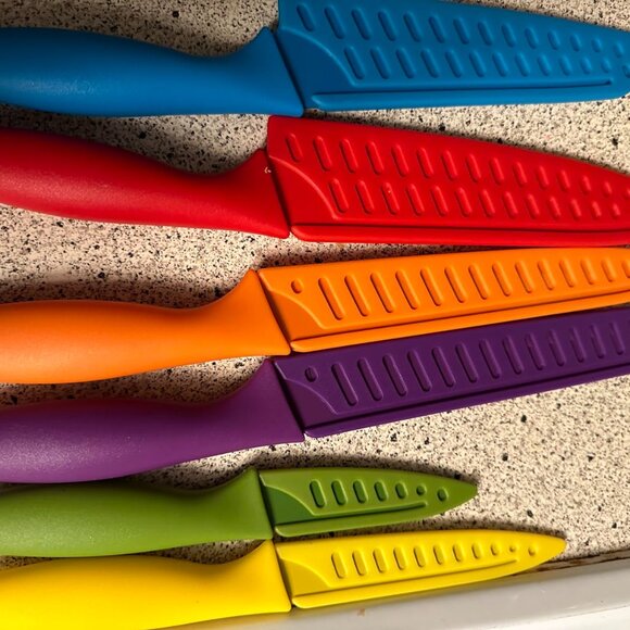 Kitchen 12-Piece Knife Set, 6 Knives with 6 Blade Guards - Picture 10 of 10